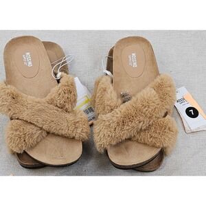 Mossimo Supply Co‎ Furry Slides Tan Women's Size 7 Slip On Sandals Fuzzy Cozy